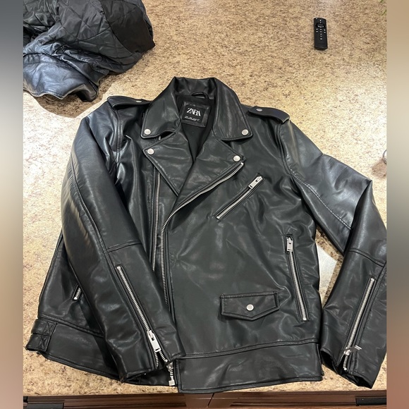 Zara men’s leather jacket size L - Picture 2 of 2